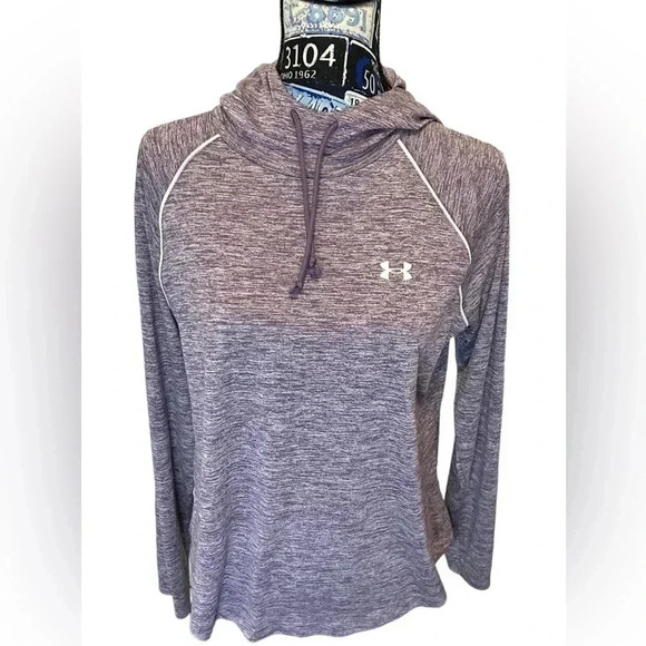 Under Armour Loose Heat Gear Hoodie Size Large Excellent Pre-loved Condition - Picture 1 of 9